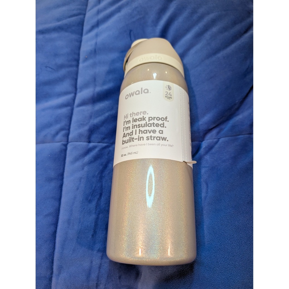 Owala FreeSip 32oz Holiday Magic Limited Edition NWT